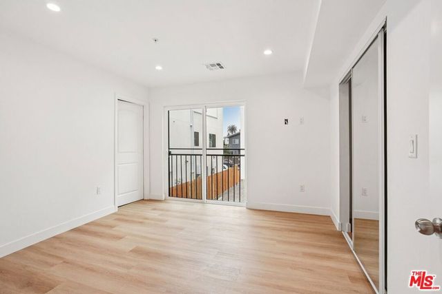 1185 Leighton Avenue, Los Angeles, CA 90037