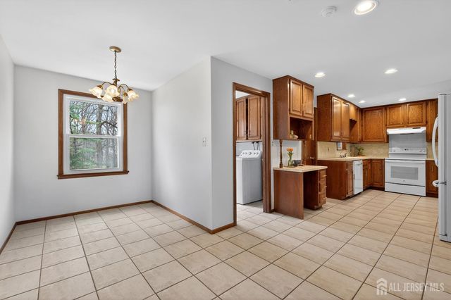 76 Telegraph Hill Road, Holmdel, NJ 07733