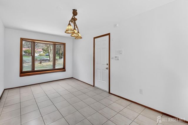 76 Telegraph Hill Road, Holmdel, NJ 07733