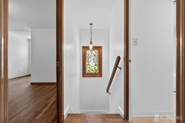 76 Telegraph Hill Road, Holmdel, NJ 07733