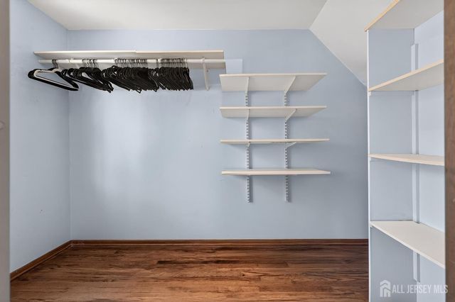 76 Telegraph Hill Road, Holmdel, NJ 07733