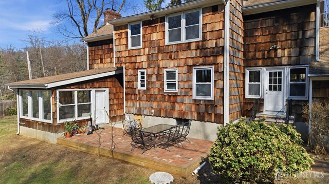 76 Telegraph Hill Road, Holmdel, NJ 07733