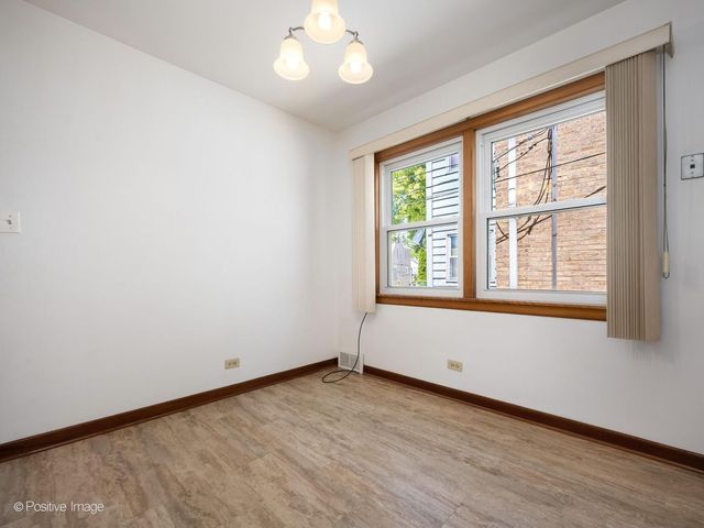 6038 N Austin Avenue, Chicago, IL 60646