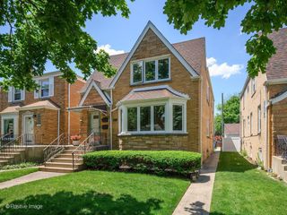 6038 N Austin Avenue, Chicago, IL 60646