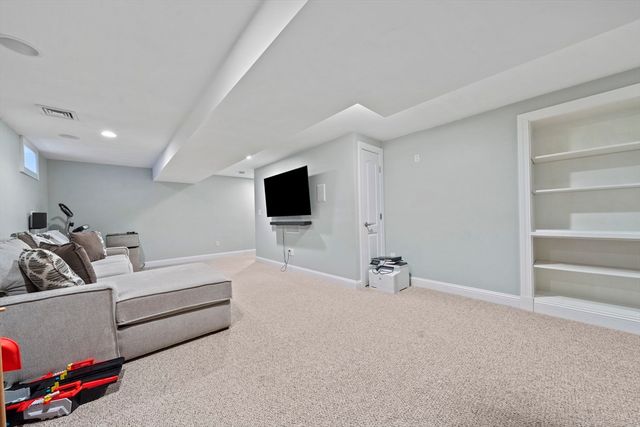 861 Adams St 861, Boston, MA 02124