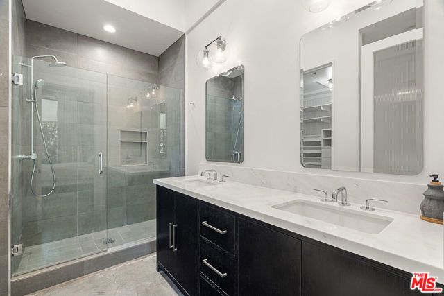 710 N Orlando Avenue 104, West Hollywood, CA 90069