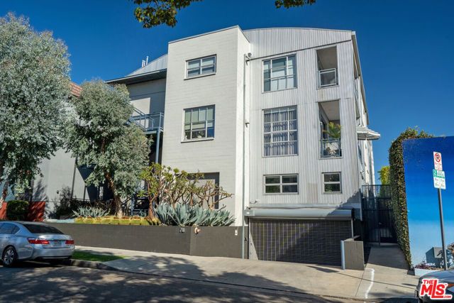 710 N Orlando Avenue 104, West Hollywood, CA 90069