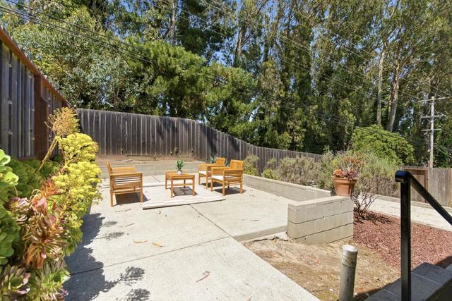 2840 Evergreen, San Bruno, CA 94066
