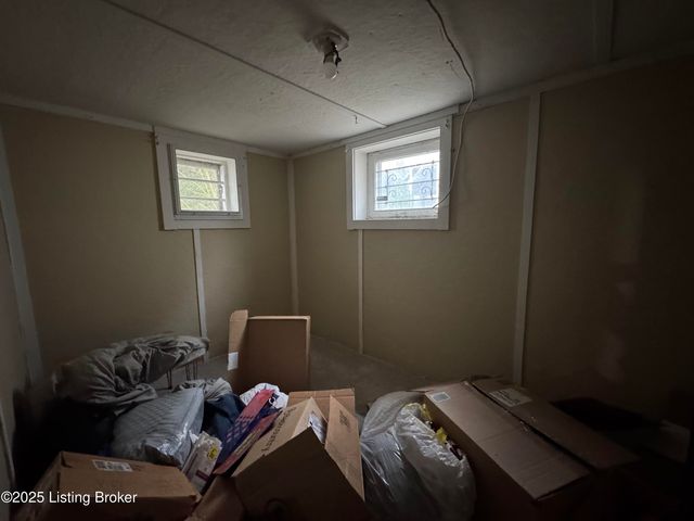 142 N Hite Ave, Louisville, KY 40206