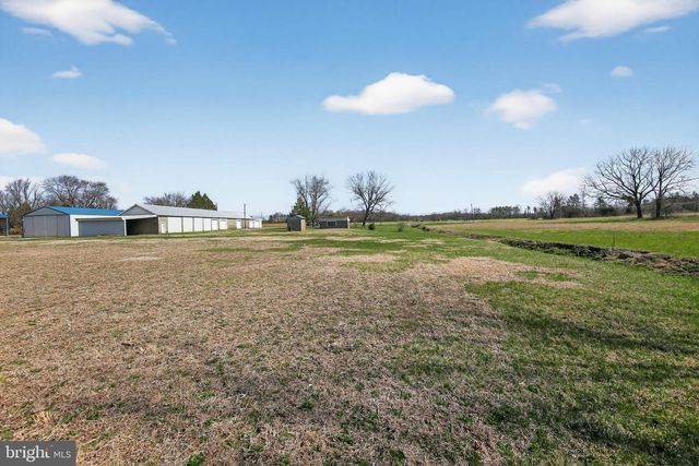 305 WOLFERT STATION RD, Mullica Hill, NJ 08062