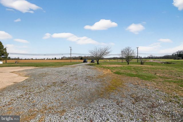 305 WOLFERT STATION RD, Mullica Hill, NJ 08062