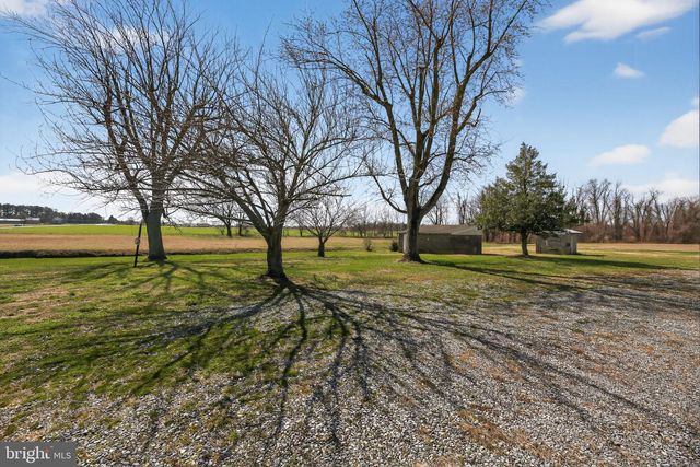 305 WOLFERT STATION RD, Mullica Hill, NJ 08062