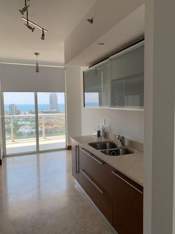 450 Alton Rd 2207, Miami Beach, FL 33139
