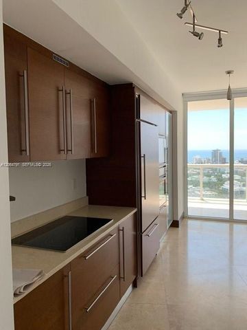 450 Alton Rd 2207, Miami Beach, FL 33139