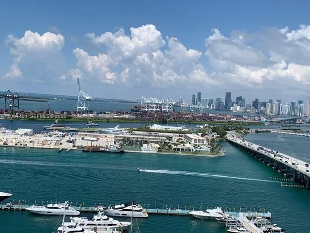 450 Alton Rd 2207, Miami Beach, FL 33139