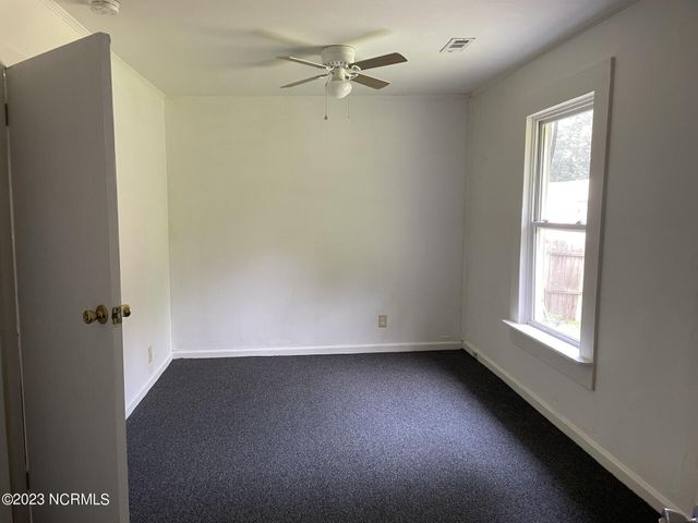 304 E Academy Street, Robersonville, NC 27871