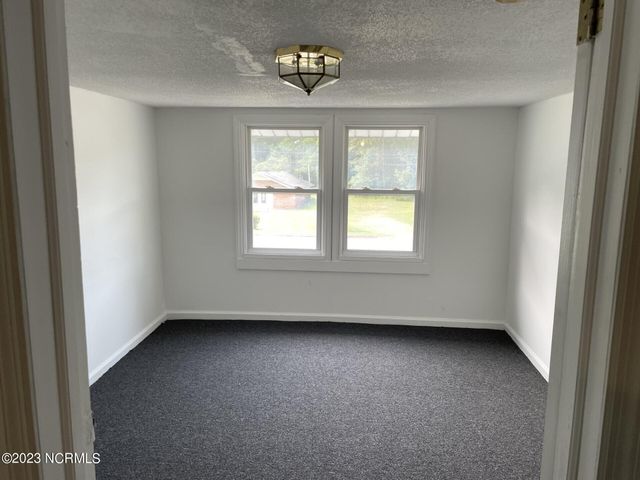 304 E Academy Street, Robersonville, NC 27871