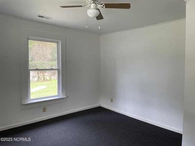 304 E Academy Street, Robersonville, NC 27871