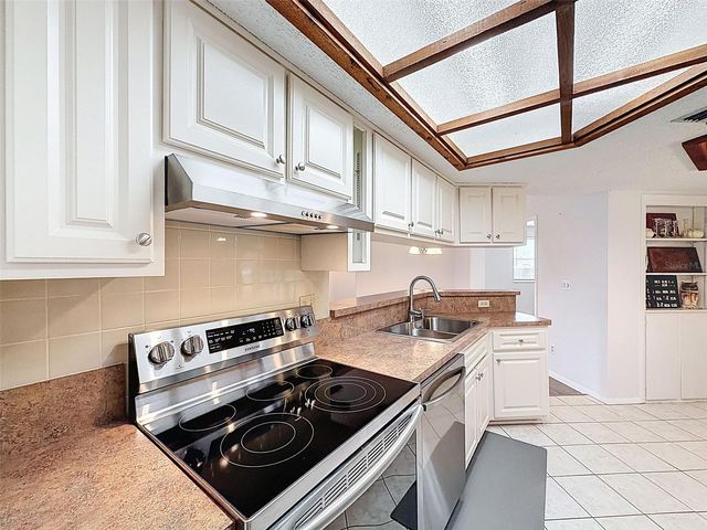 1196 MACFARLANE AVENUE, Spring Hill, FL 34608