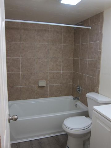 300 NW 20TH AVENUE 3, Gainesville, FL 32609