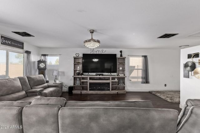 166 S 18TH Street, Coolidge, AZ 85128