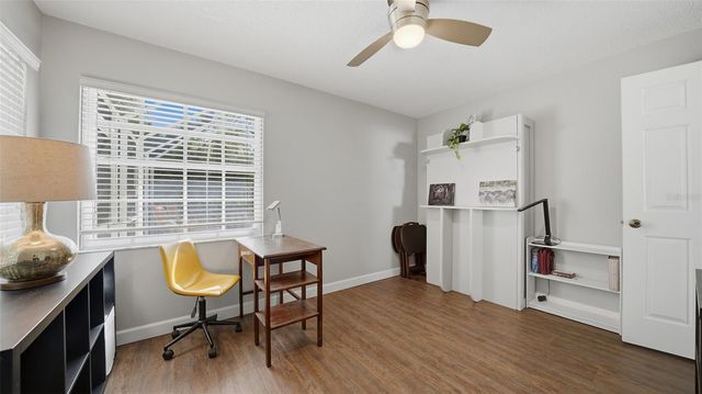 4668 HAMLETS GROVE DRIVE, Sarasota, FL 34235