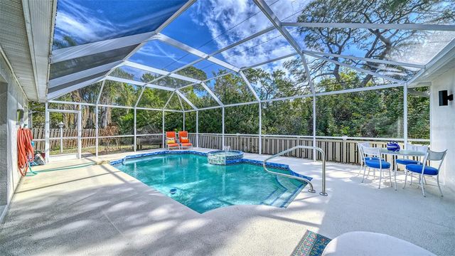 4668 HAMLETS GROVE DRIVE, Sarasota, FL 34235