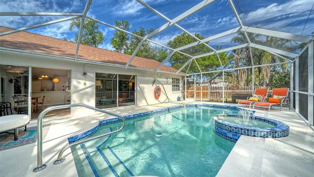 4668 HAMLETS GROVE DRIVE, Sarasota, FL 34235