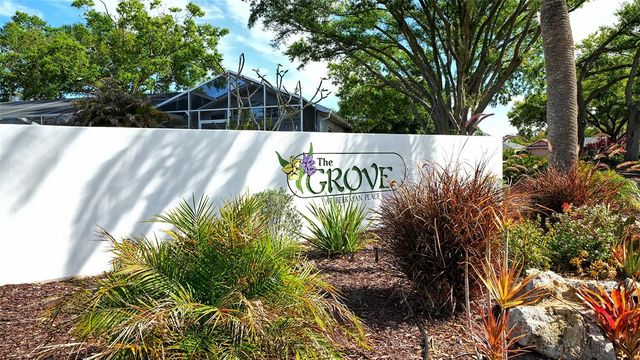 4668 HAMLETS GROVE DRIVE, Sarasota, FL 34235