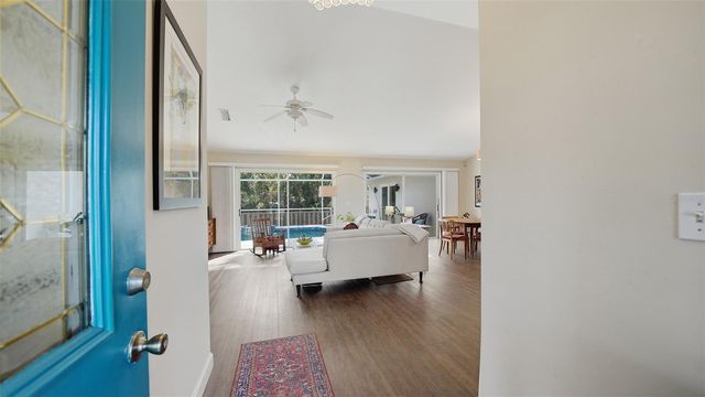 4668 HAMLETS GROVE DRIVE, Sarasota, FL 34235