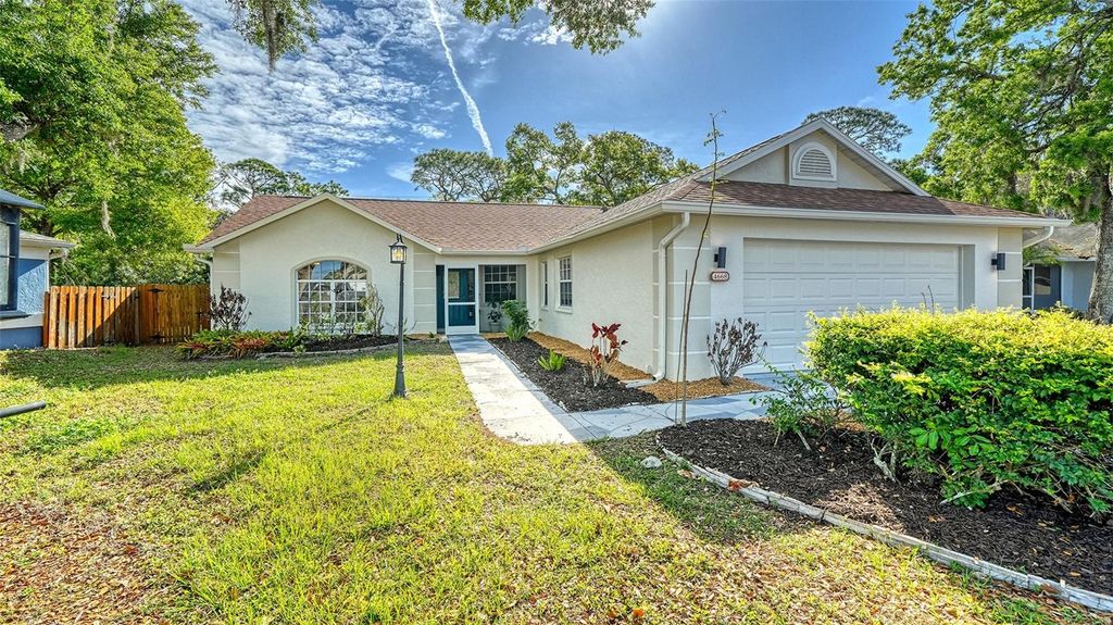 4668 HAMLETS GROVE DRIVE, Sarasota, FL 34235