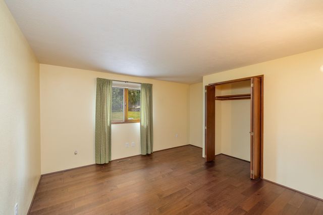 221 W Rainier Way, Spokane, WA 99208