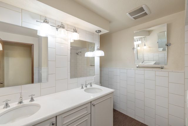 221 W Rainier Way, Spokane, WA 99208