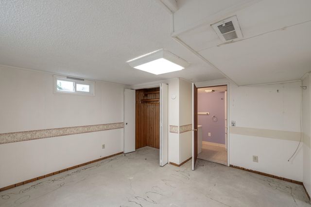221 W Rainier Way, Spokane, WA 99208