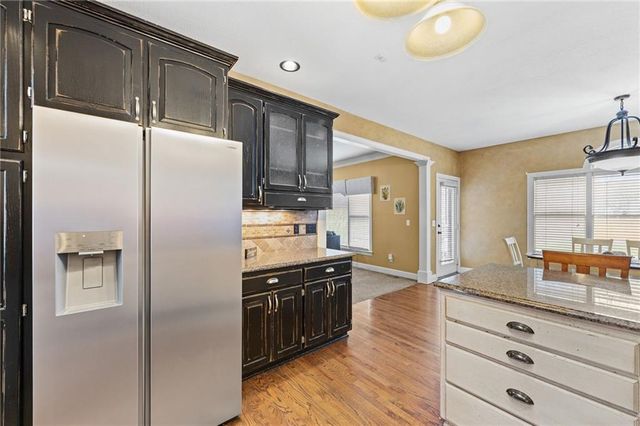 2909 Harrison Avenue, Lawrence, KS 66047