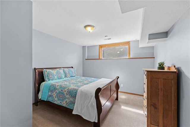 2909 Harrison Avenue, Lawrence, KS 66047