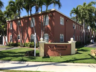 1405 Miami Rd 8, Fort Lauderdale, FL 33316