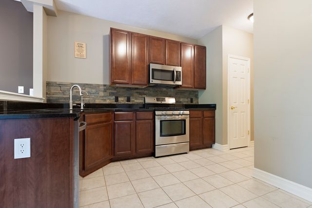 2246 Derby Lane, Belvidere, IL 61008