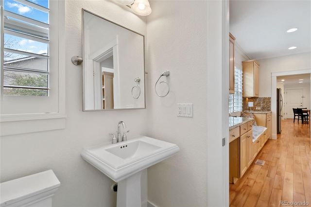 9151 E 29th Avenue, Denver, CO 80238