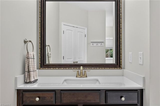 1623 Lazy Fox Lane, Kernersville, NC 27284