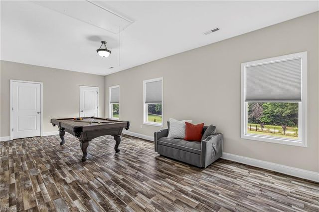 1623 Lazy Fox Lane, Kernersville, NC 27284