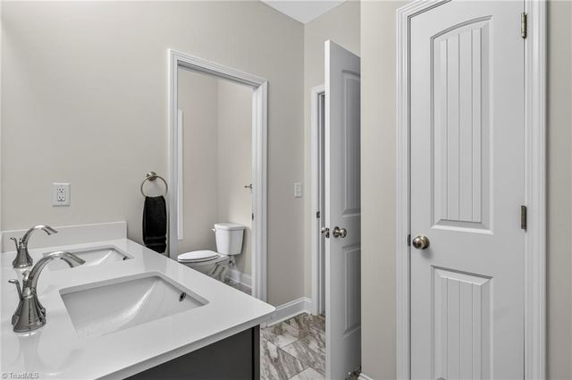 1623 Lazy Fox Lane, Kernersville, NC 27284