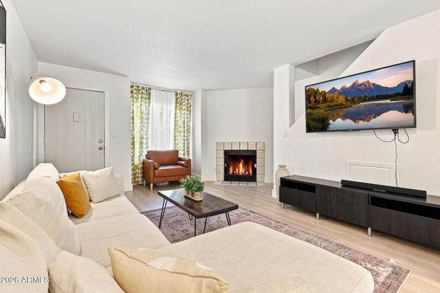 1055 W 5TH Street 10, Tempe, AZ 85281