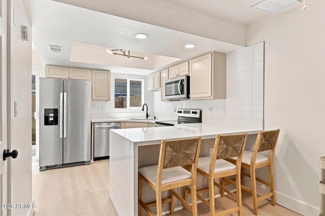 1055 W 5TH Street 10, Tempe, AZ 85281