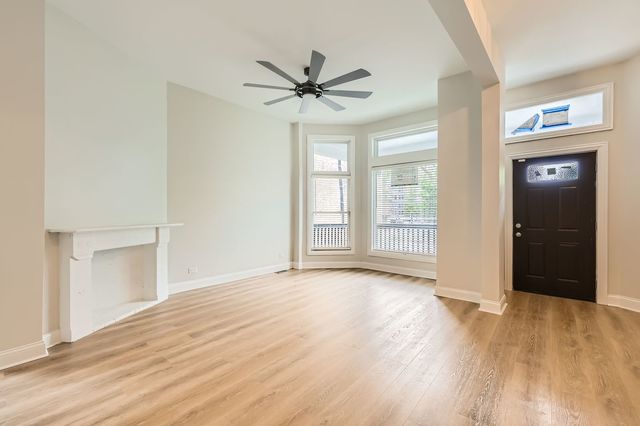 9131 S Exchange Avenue, Chicago, IL 60617