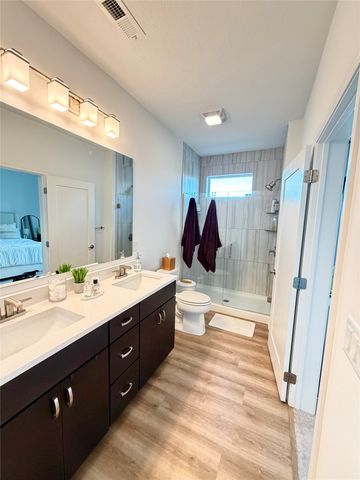 445 SW 12th Street, Des Moines, IA 50309