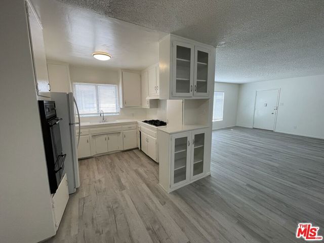 922 S Bedford Street 5, Los Angeles, CA 90035