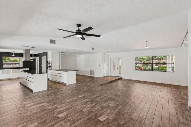 17679 Woodview Terrace, Boca Raton, FL 33487