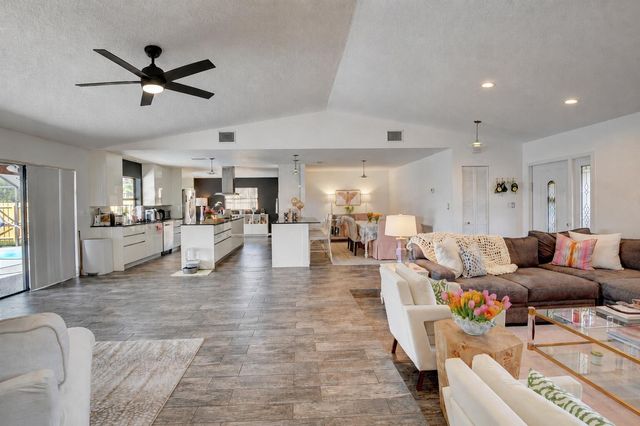 17679 Woodview Terrace, Boca Raton, FL 33487