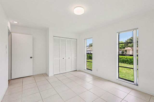 17679 Woodview Terrace, Boca Raton, FL 33487